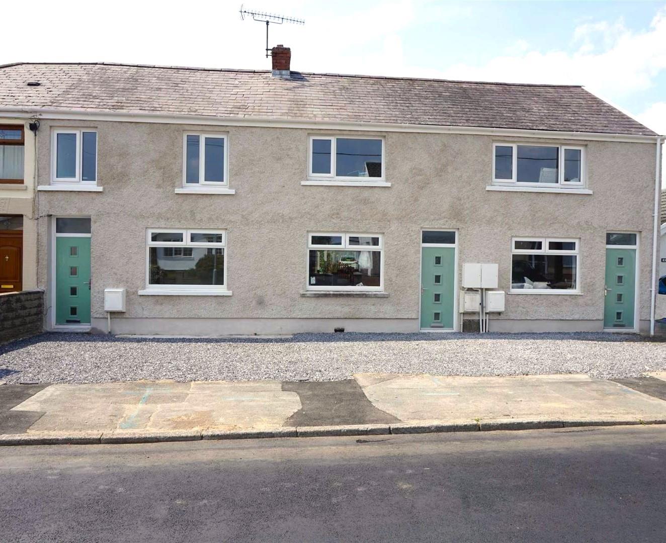 Glynhir Road, Pontardulais, Swansea, SA4 8PT